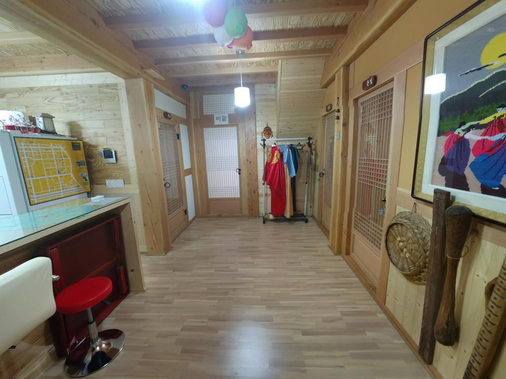 Hanok Guesthouse Jangsoo 全州市 エクステリア 写真
